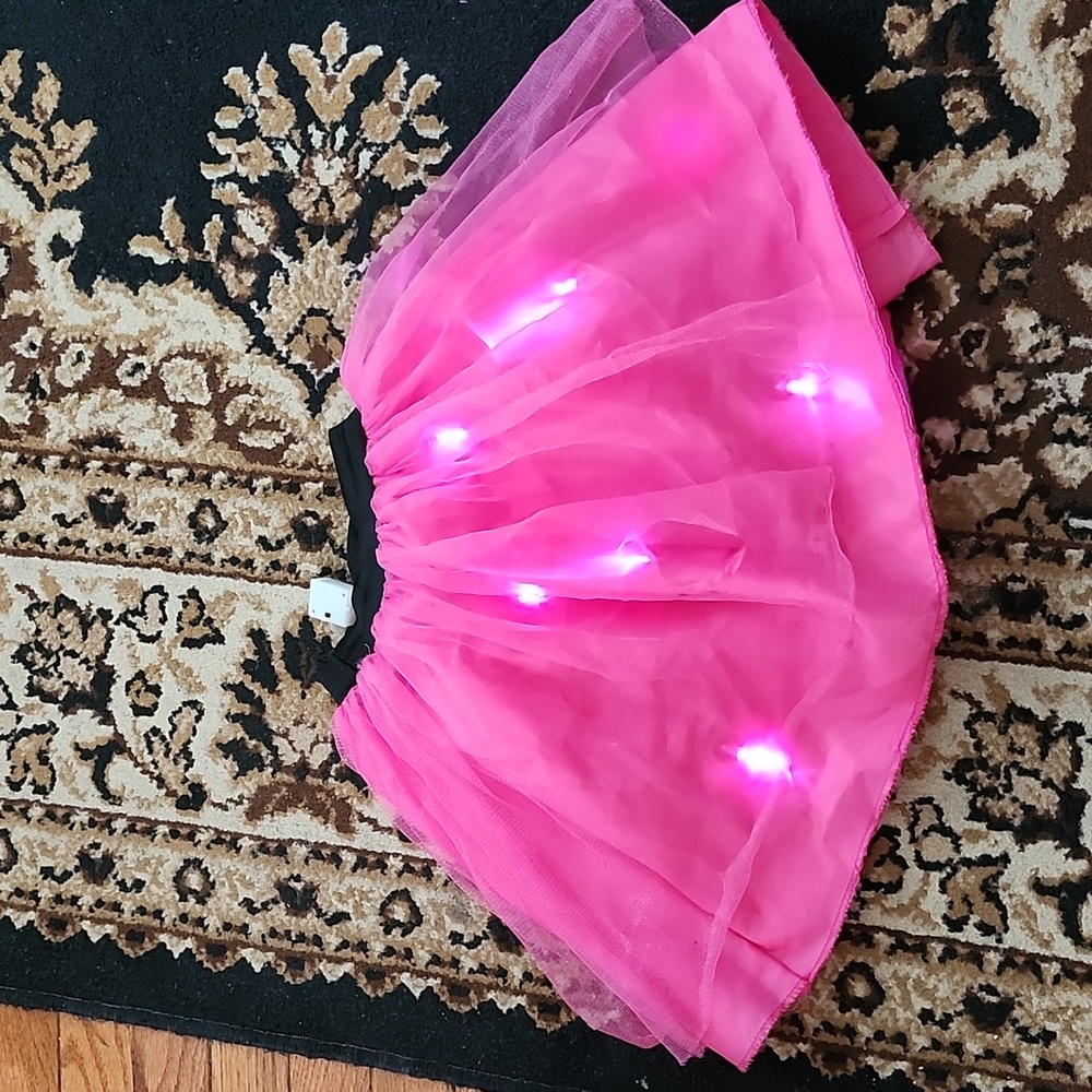 💡Girls Light-up 3 Layered skirt; Pink, One Size fits Most